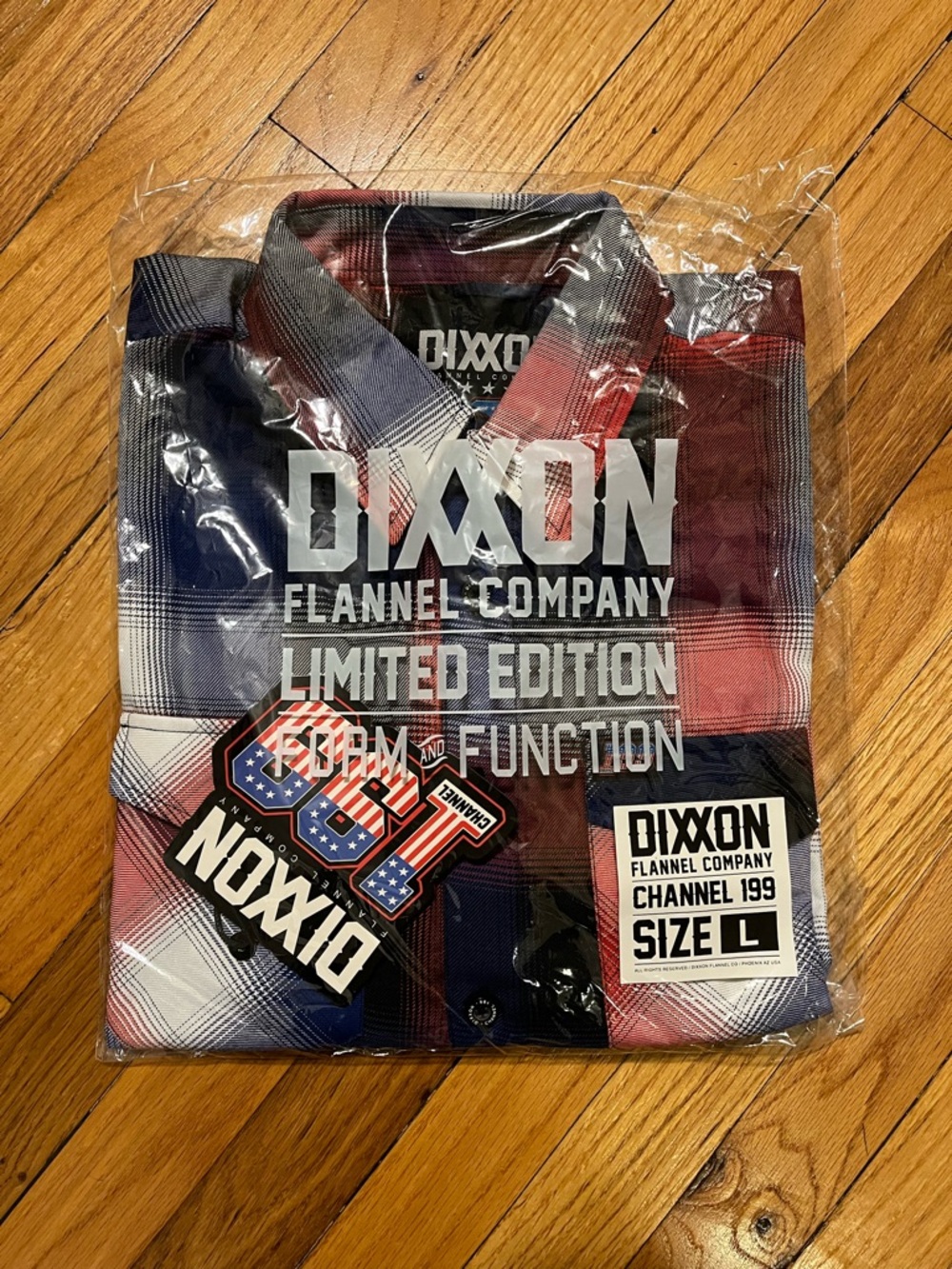 DIXXON CHANNEL 199 FLANNEL NWT
